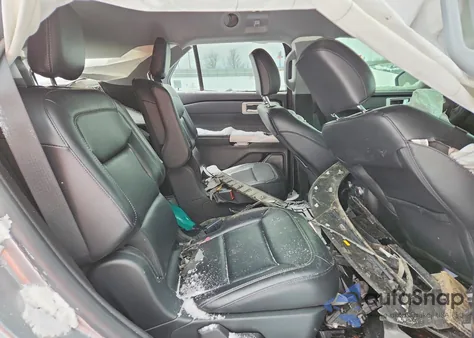 2021 Ford Explorer Xlt z USA, uszkodzony, nr VIN 1FMSK8DH6MGA14690